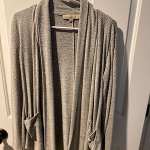 LOFT - soft gray/black cardigan - S